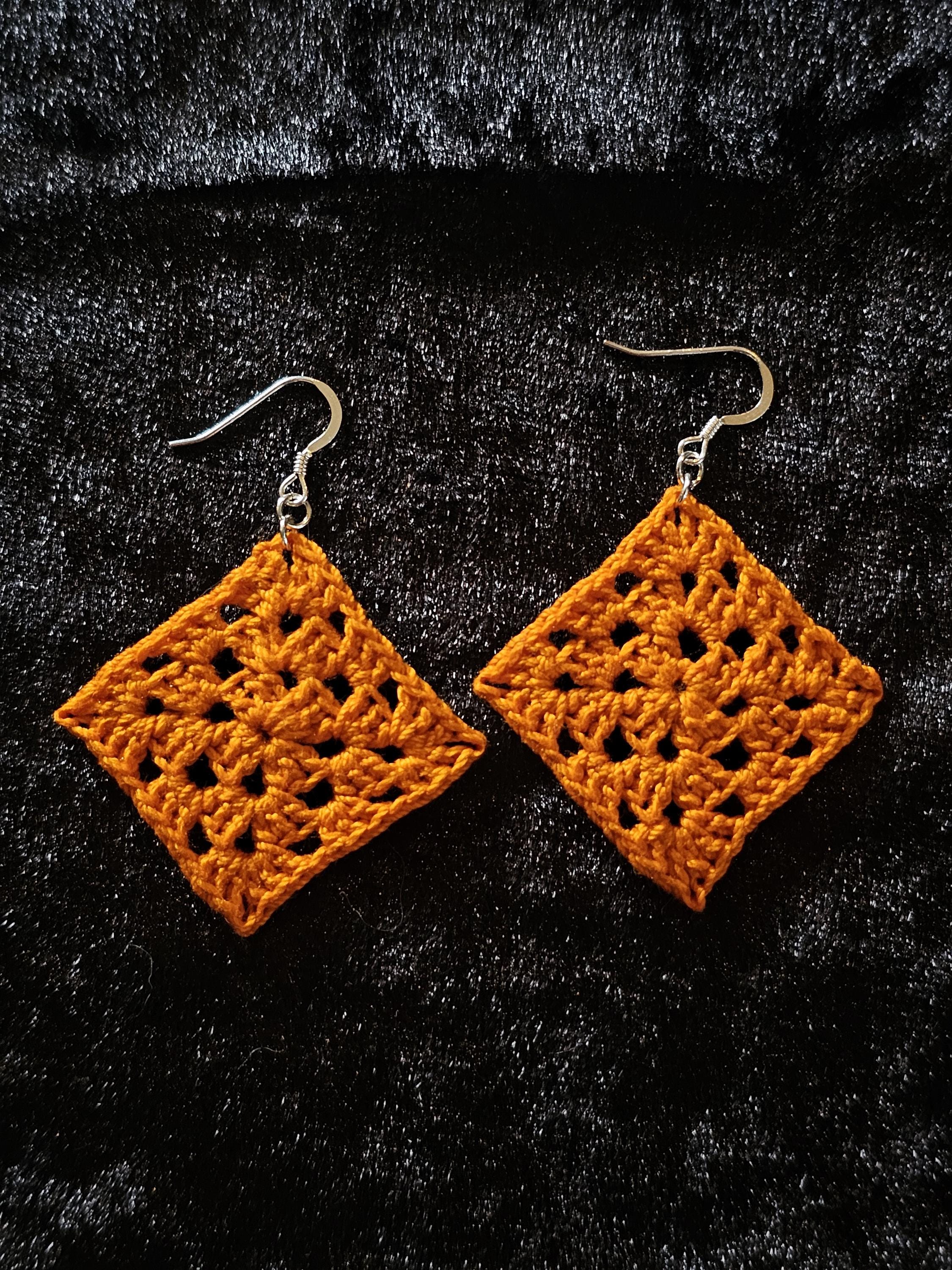 Crocheted Granny Square Earrings – Handmade Cotton Thread Jewelry, Boho Retro Gift, Lightweight Dangles