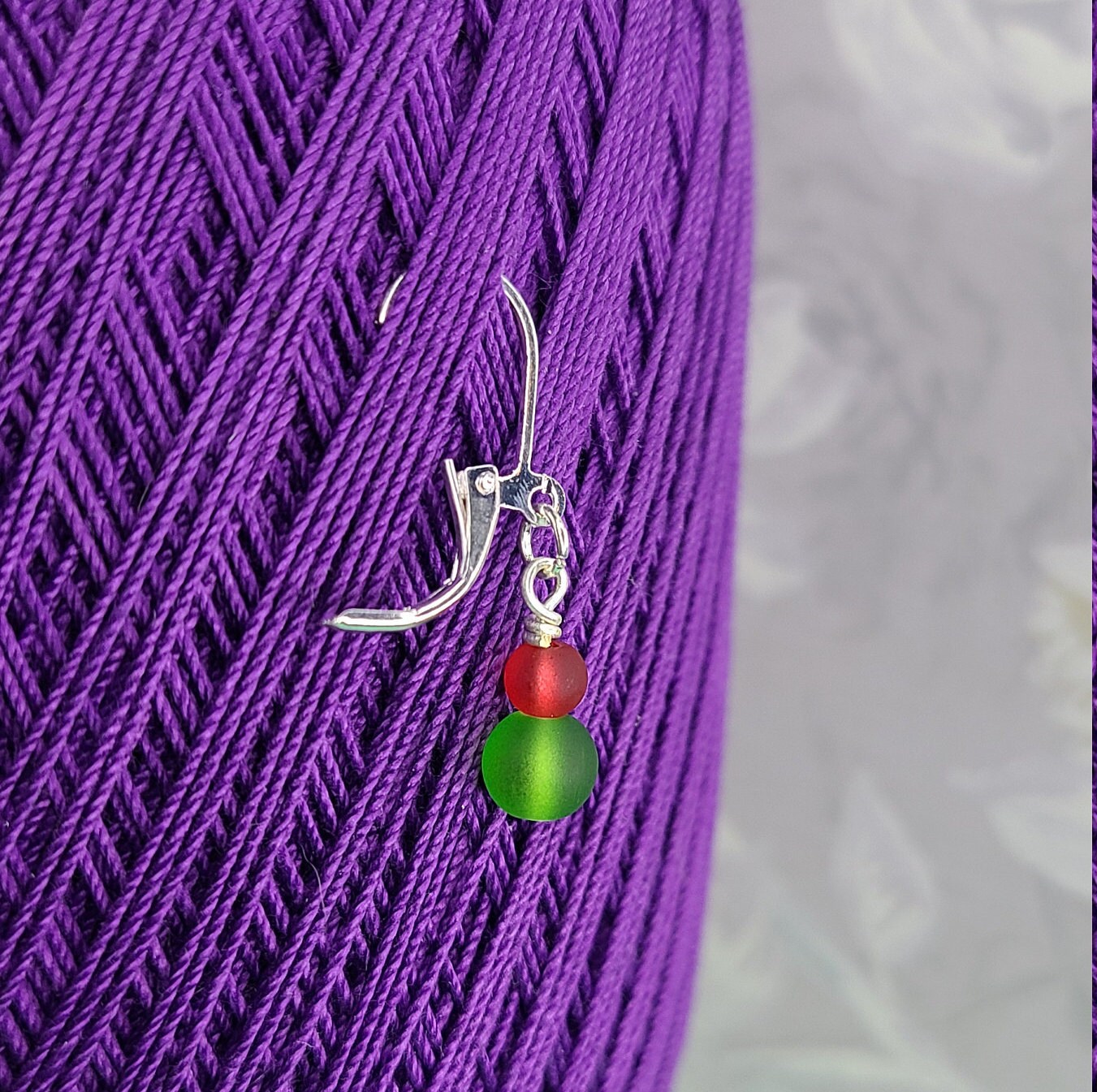 Locking Stitch Markers - Colorful Glass Beads