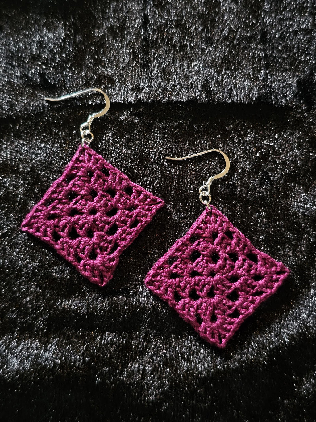 Crocheted Granny Square Earrings – Handmade Cotton Thread Jewelry, Boho Retro Gift, Lightweight Dangles